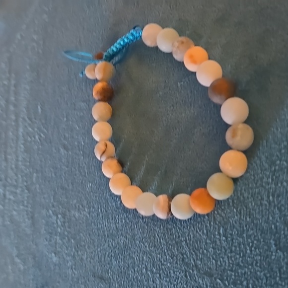 Handmade Jewelry - Amozonite natural gemstone bracelet c457